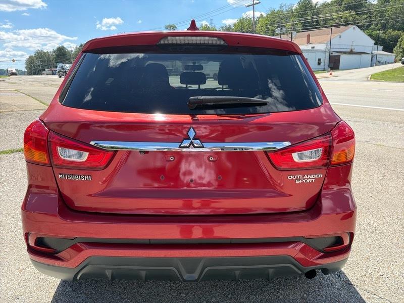 Mitsubishi Outlander Sport  2018