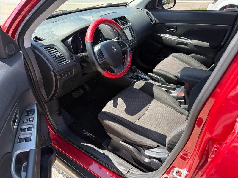 Mitsubishi Outlander Sport  2018