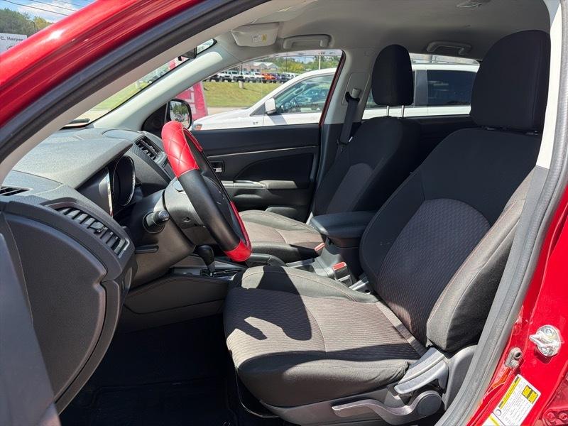 Mitsubishi Outlander Sport  2018