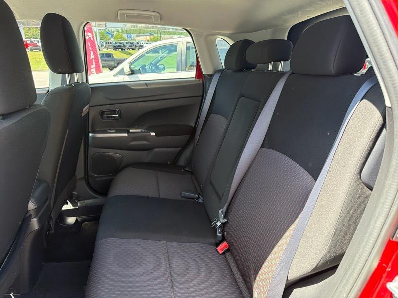 Mitsubishi Outlander Sport  2018