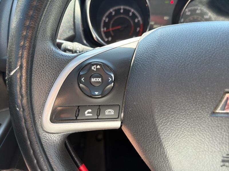 Mitsubishi Outlander Sport  2018