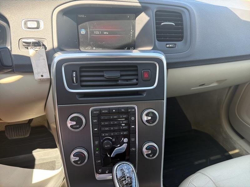 Volvo S60  2015