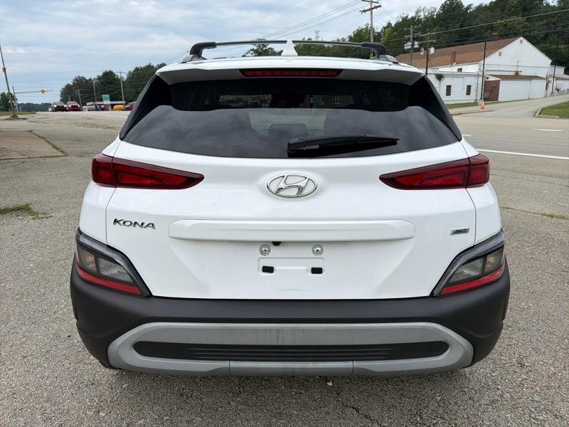 Hyundai Kona SEL AWD 2023