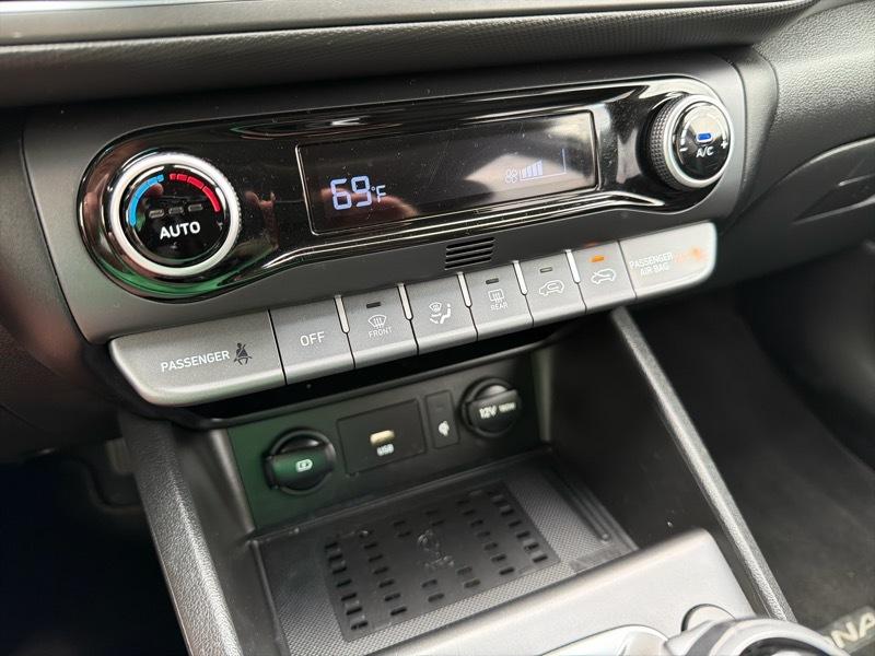 Hyundai Kona SEL AWD 2023