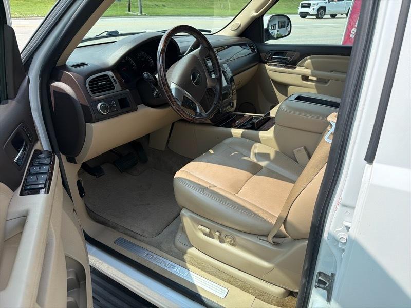GMC Yukon Denali 4WD 2014
