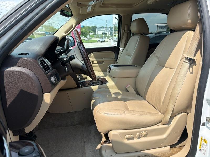 GMC Yukon Denali 4WD 2014