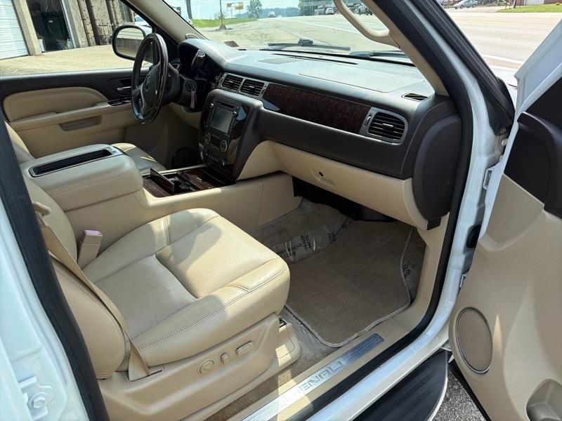 GMC Yukon Denali 4WD 2014