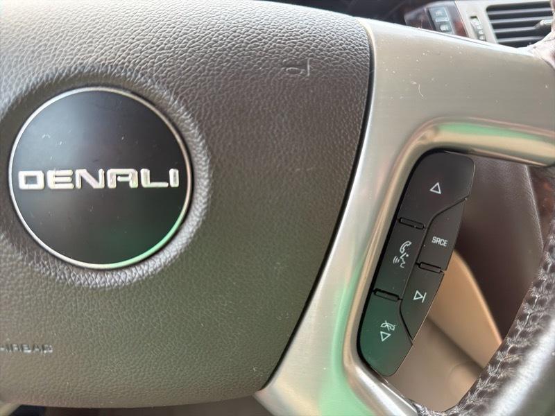 GMC Yukon Denali 4WD 2014