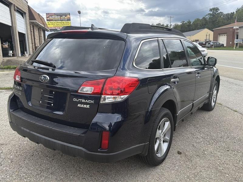 Subaru Outback 2.5i Limited 2014
