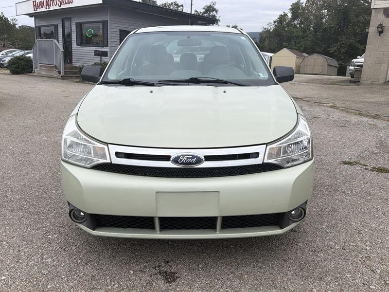 Ford Focus S Sedan 2011