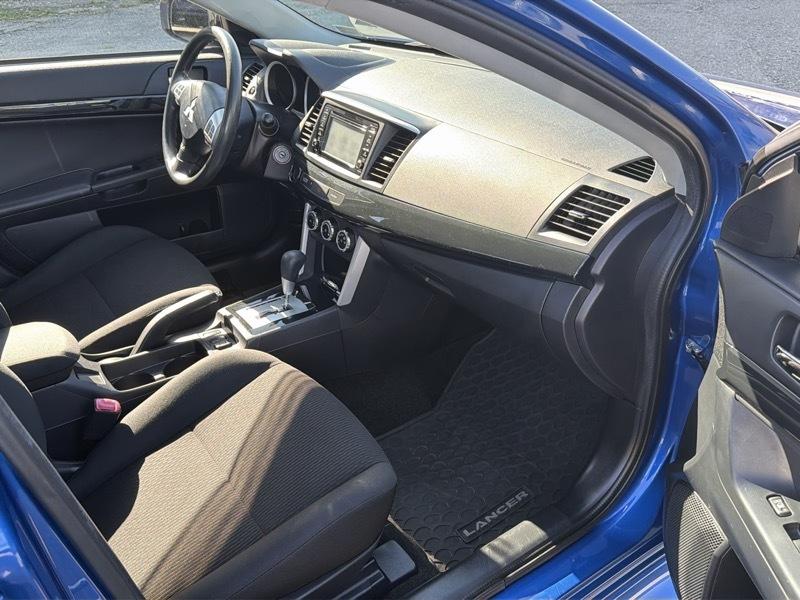 Mitsubishi Lancer ES AWD CVT 2017