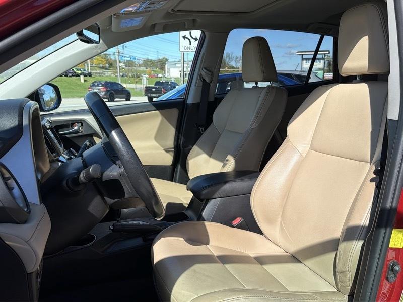 Toyota RAV4 Limited AWD 2015