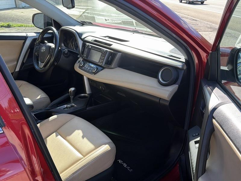 Toyota RAV4 Limited AWD 2015
