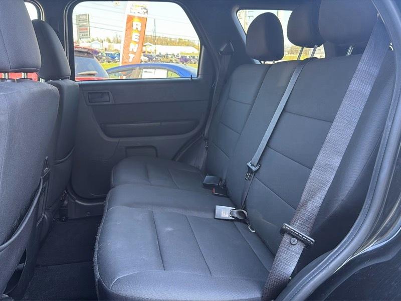 Ford Escape XLT 4WD 2012