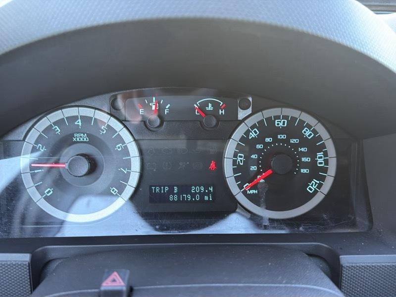 Ford Escape XLT 4WD 2012
