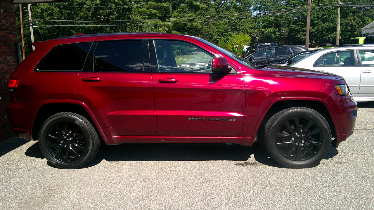 2017 Jeep Grand Cherokee Laredo photo 9