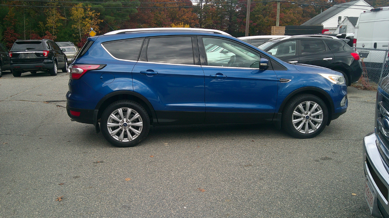 Ford Escape Titanium 4WD 2017 Ford Escape Titanium 4WD 2017