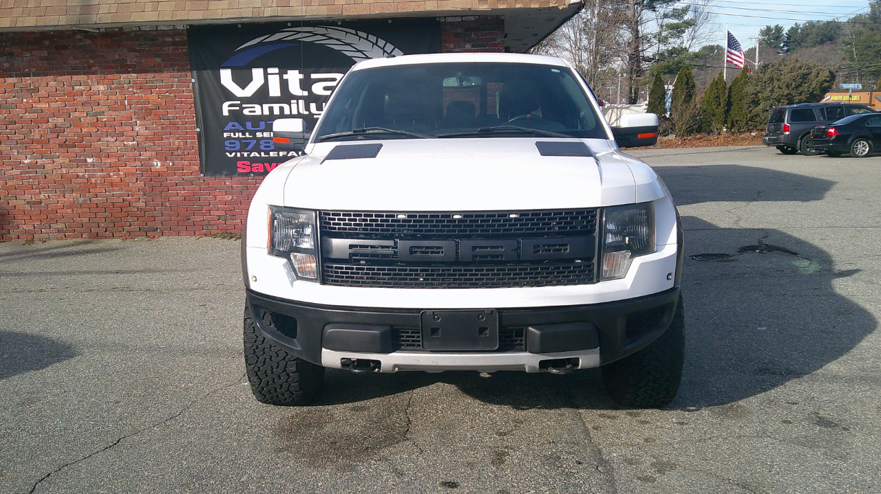 Ford F-150 SVT Raptor SuperCrew 5.5-ft. Bed 4WD 2012