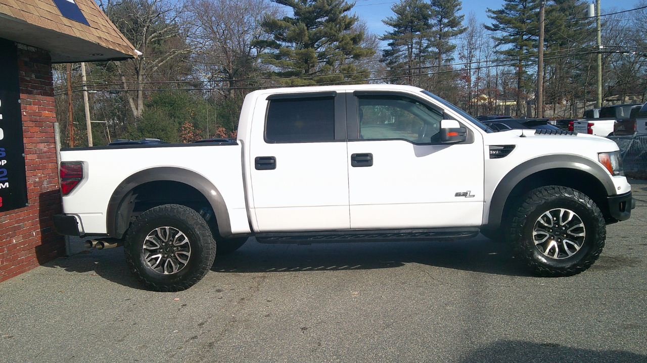 Ford F-150 SVT Raptor SuperCrew 5.5-ft. Bed 4WD 2012