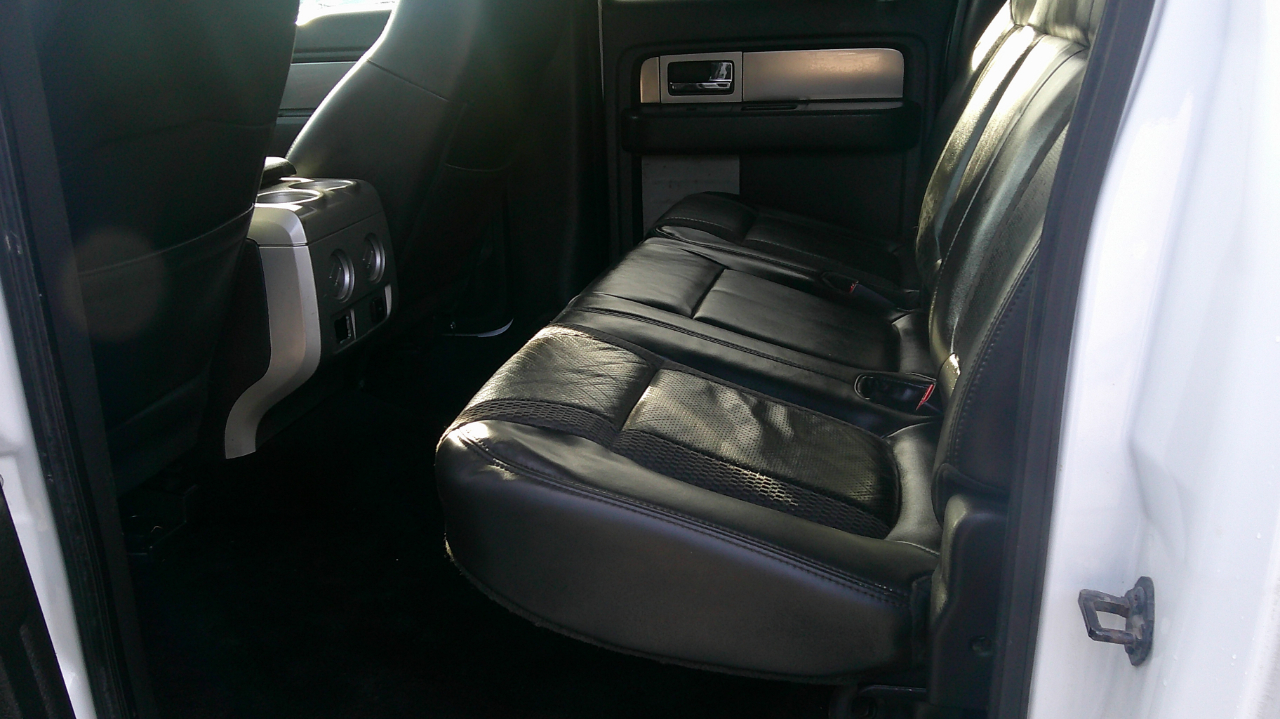 Ford F-150 SVT Raptor SuperCrew 5.5-ft. Bed 4WD 2012