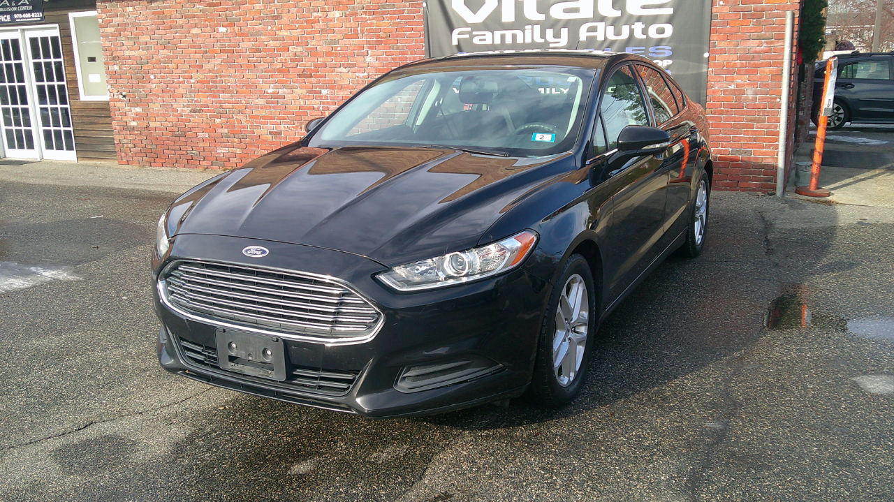 Ford Fusion SE 2015