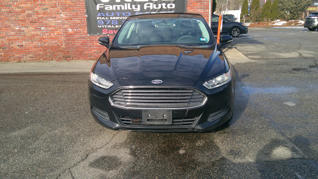 Ford Fusion SE 2015