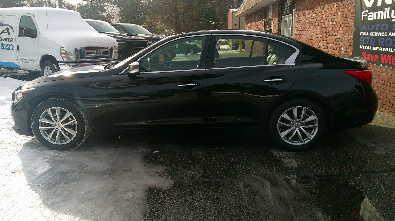 Infiniti Q50 Base AWD 2015