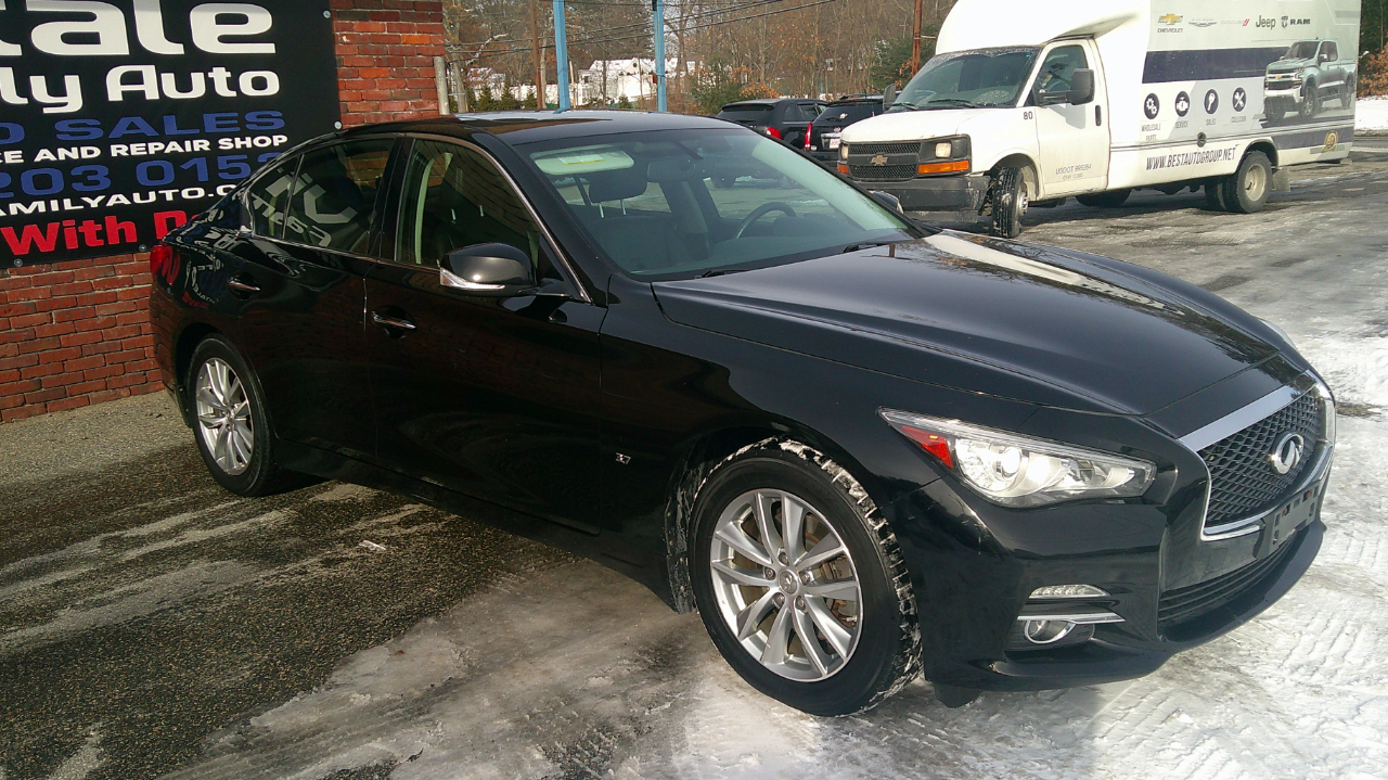 Infiniti Q50 Base AWD 2015