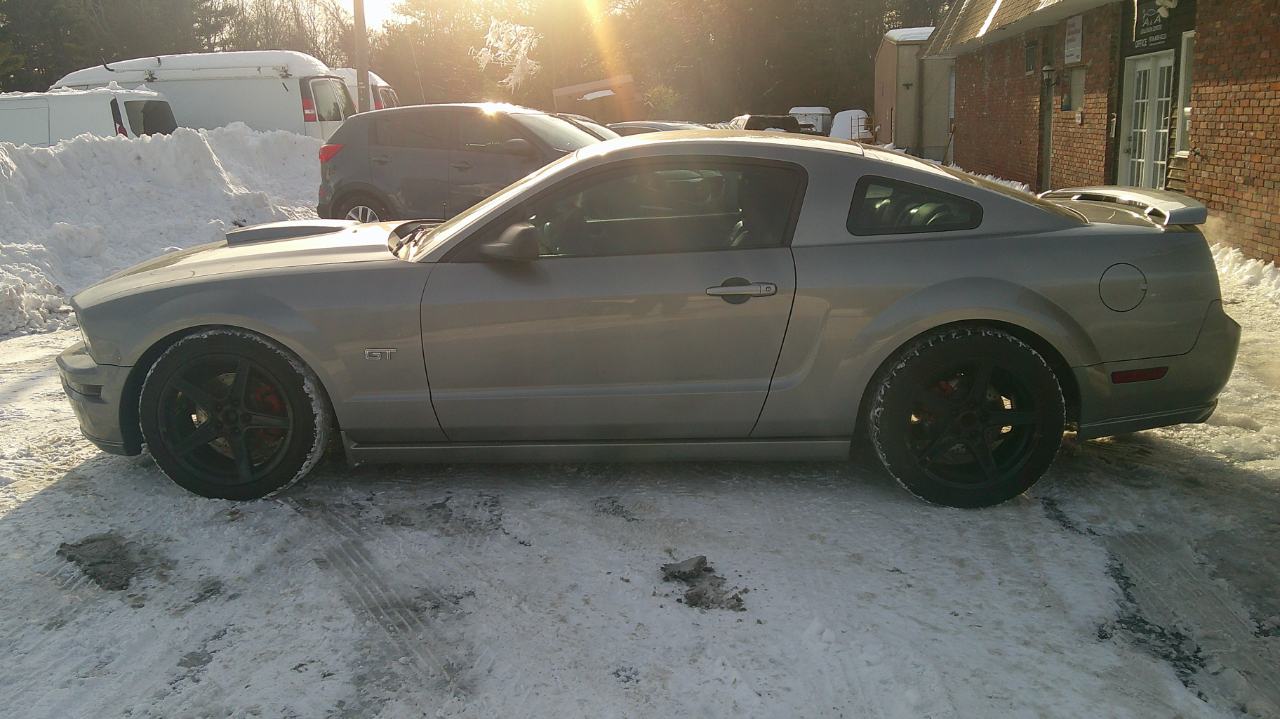Ford Mustang GT Deluxe Coupe 2008