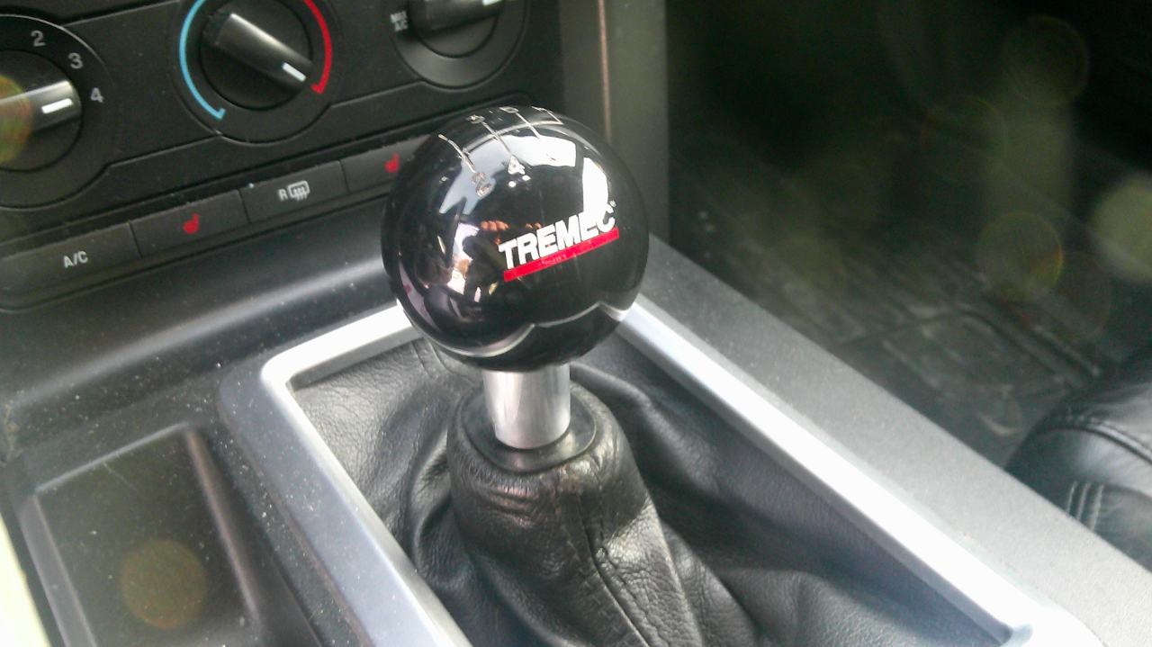 Ford Mustang GT Deluxe Coupe 2008