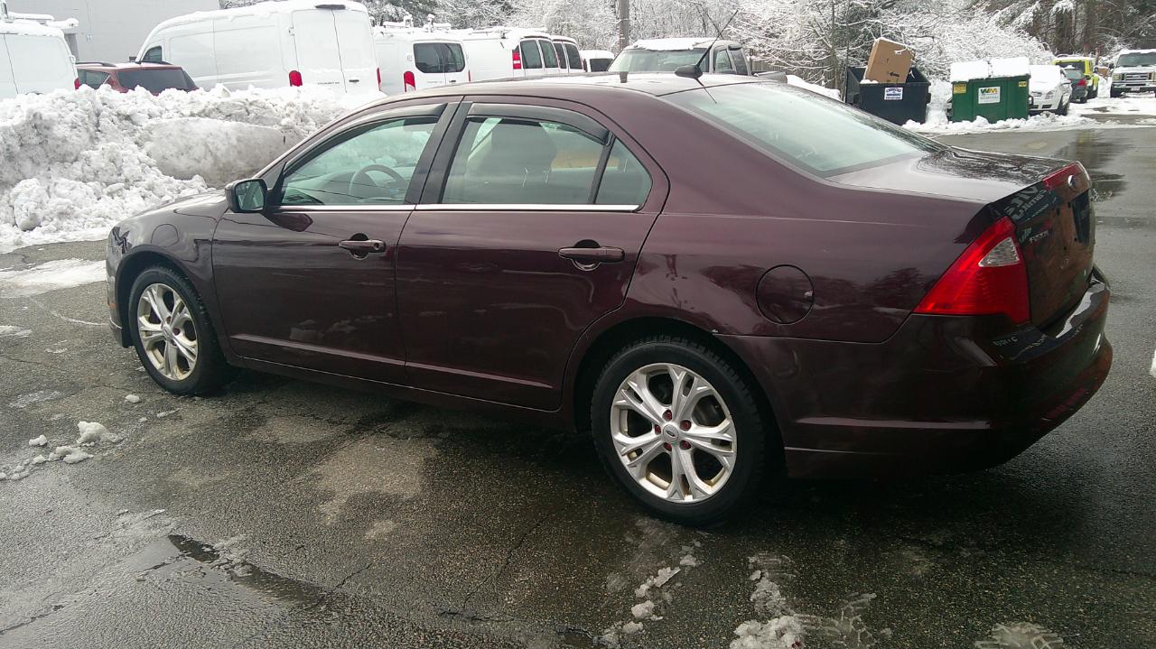Ford Fusion SE 2012