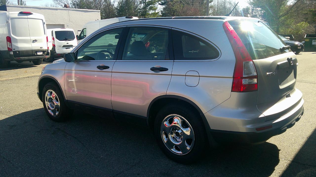 Honda CR-V LX 4WD 5-Speed AT 2011