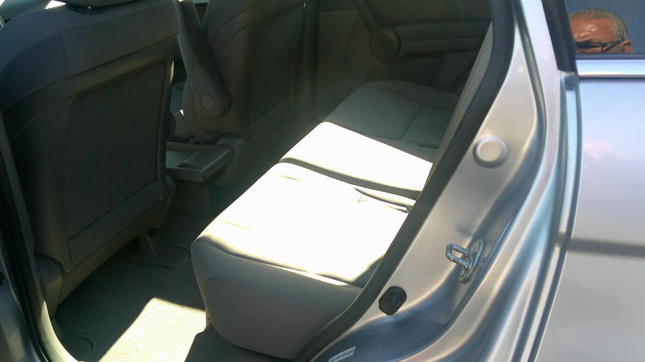 Honda CR-V LX 4WD 5-Speed AT 2011