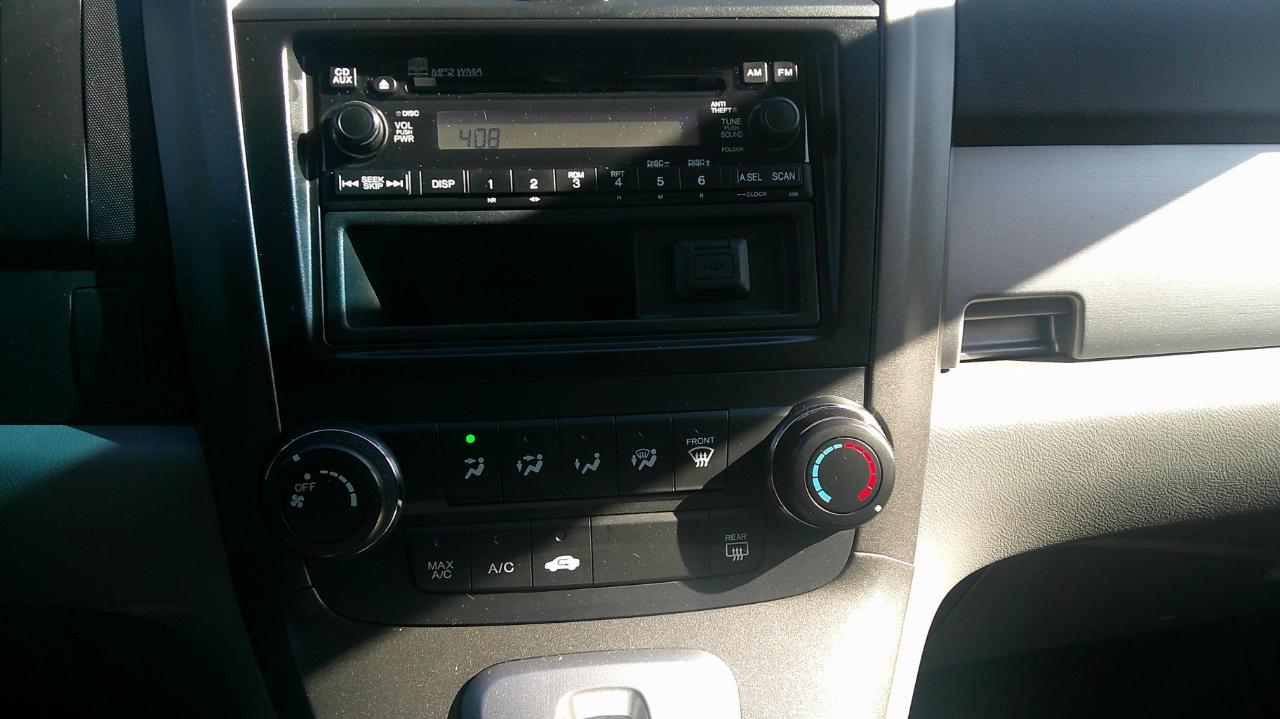 Honda CR-V LX 4WD 5-Speed AT 2011
