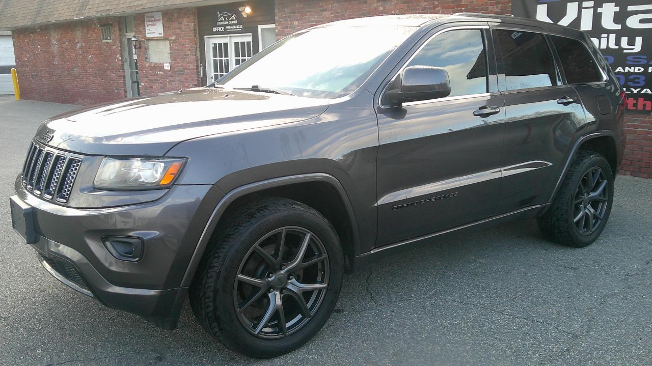 Jeep Grand Cherokee Laredo 4WD 2015