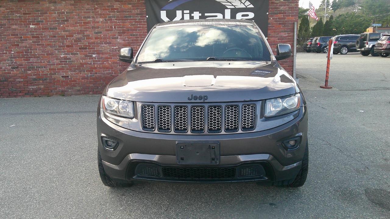 Jeep Grand Cherokee Laredo 4WD 2015