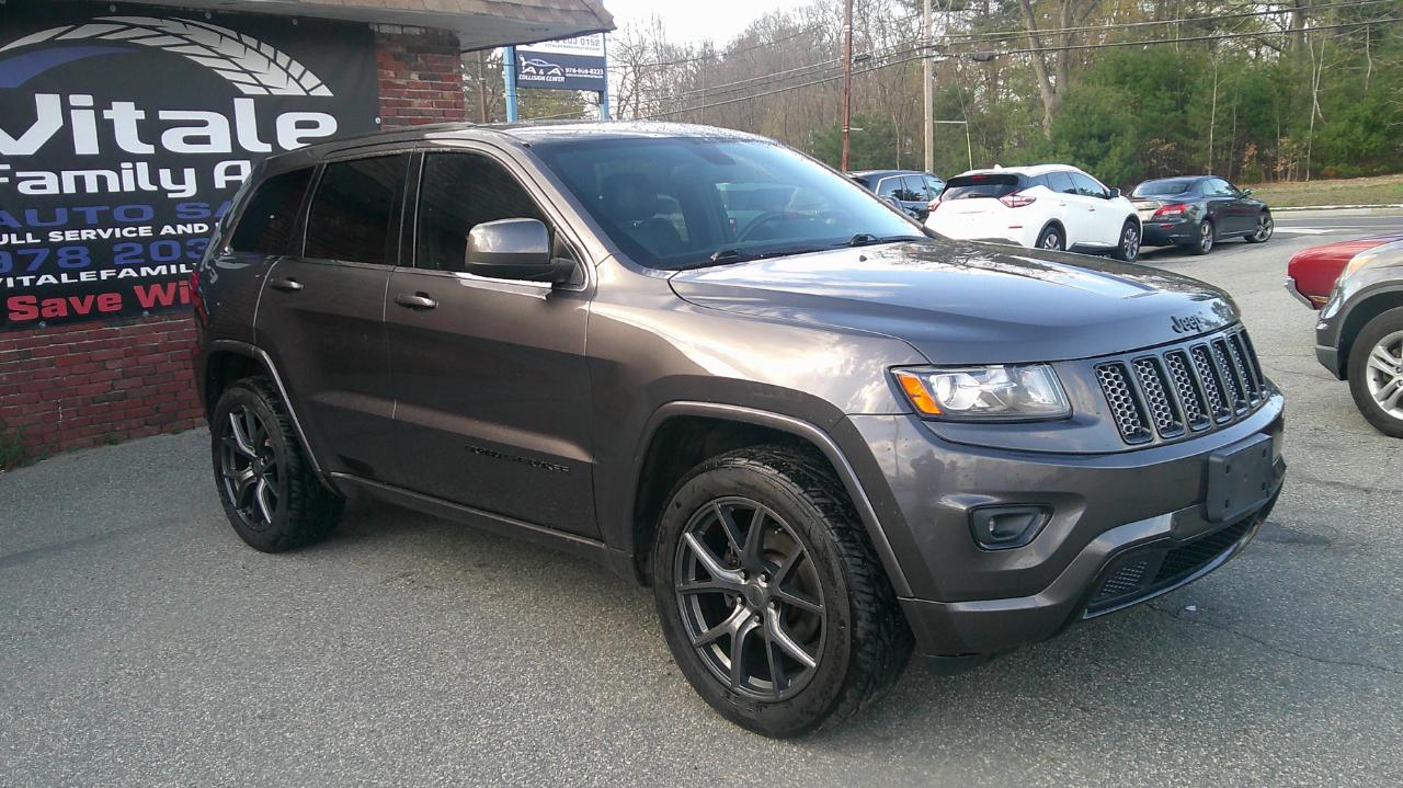 Jeep Grand Cherokee Laredo 4WD 2015