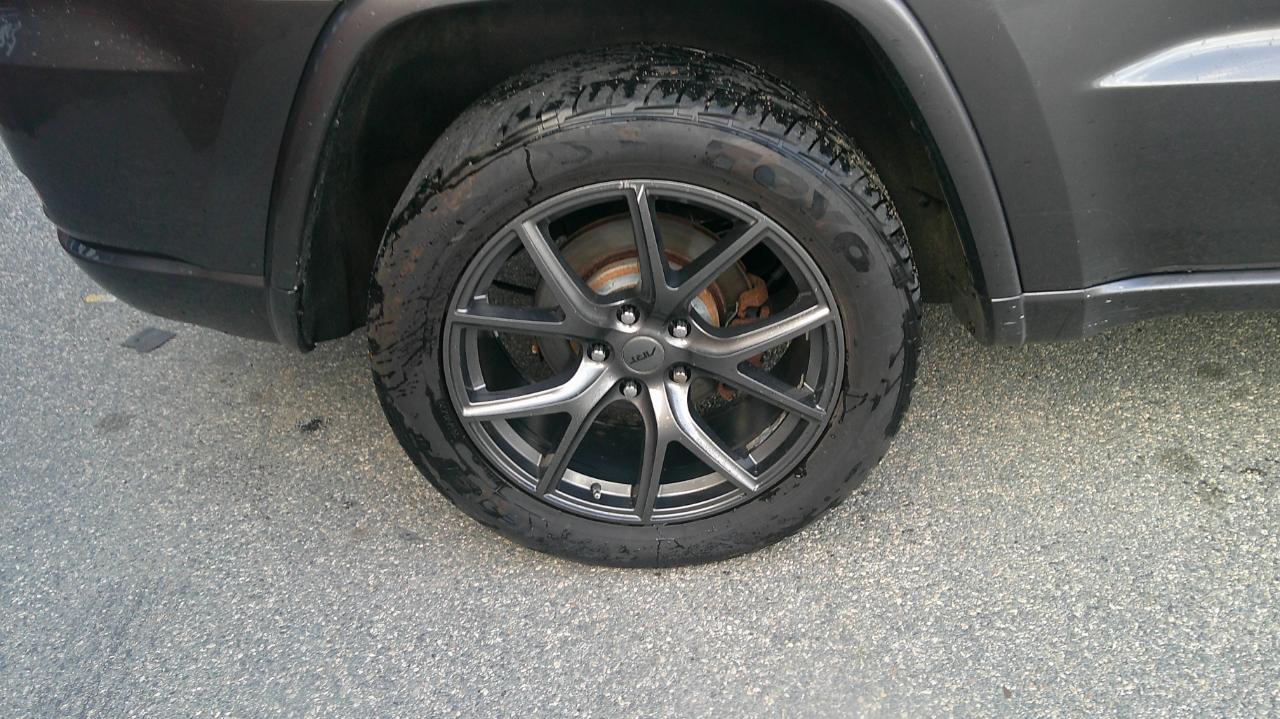 Jeep Grand Cherokee Laredo 4WD 2015