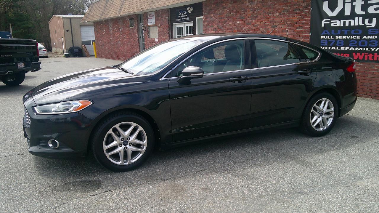 Ford Fusion SE 2013
