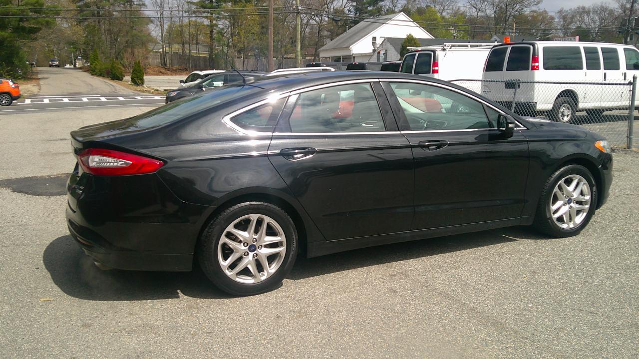 Ford Fusion SE 2013