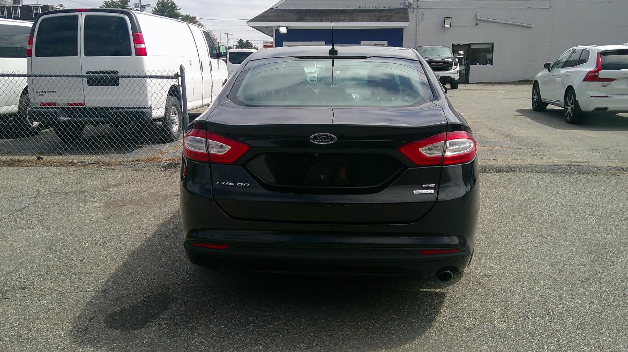 Ford Fusion SE 2013