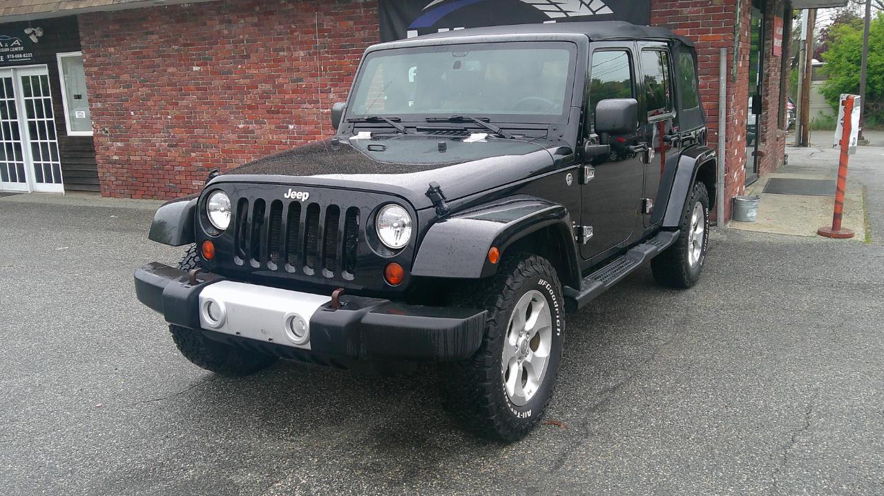 Jeep Wrangler Unlimited Sahara 4WD 2013