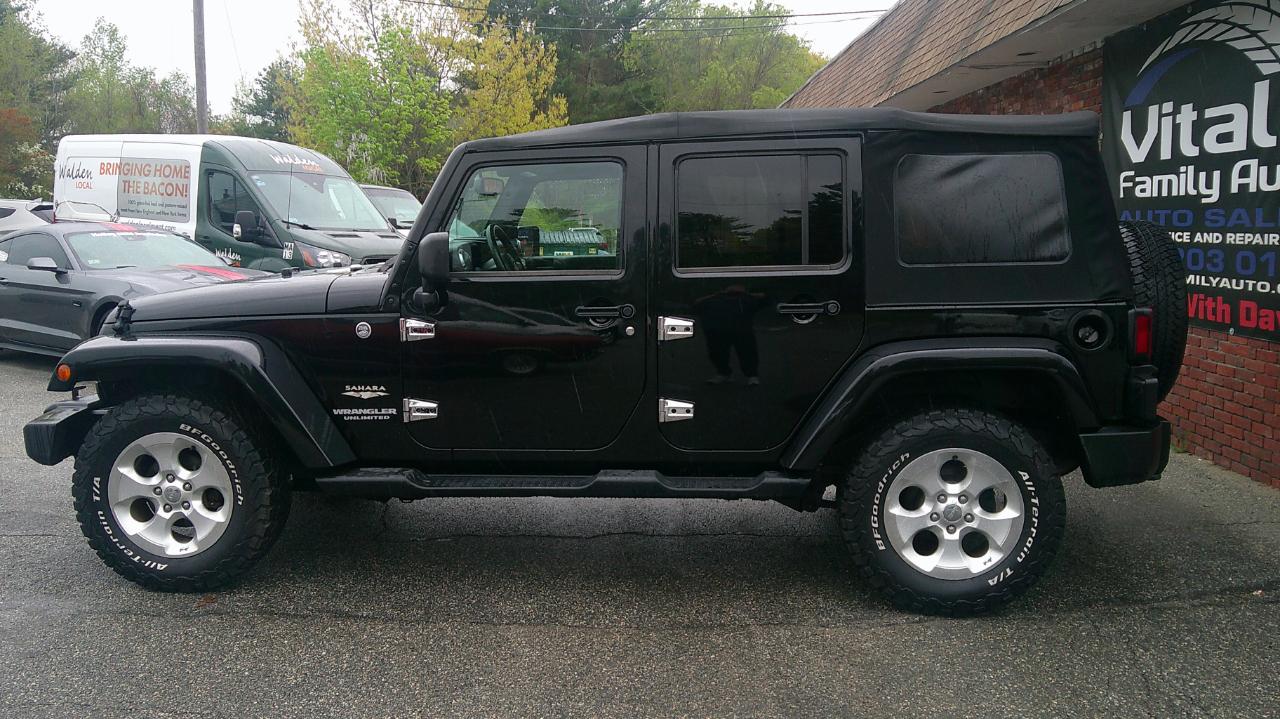 Jeep Wrangler Unlimited Sahara 4WD 2013