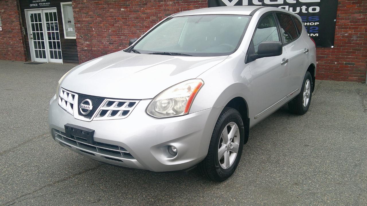 Nissan Rogue S FWD Krom Edition 2012