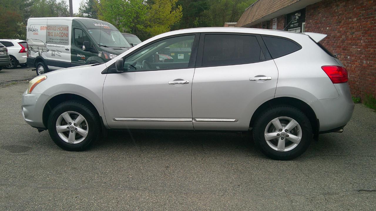 Nissan Rogue S FWD Krom Edition 2012