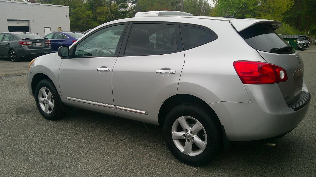 Nissan Rogue S FWD Krom Edition 2012