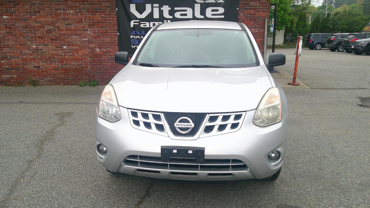 Nissan Rogue S FWD Krom Edition 2012