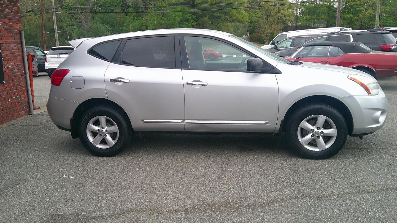 Nissan Rogue S FWD Krom Edition 2012