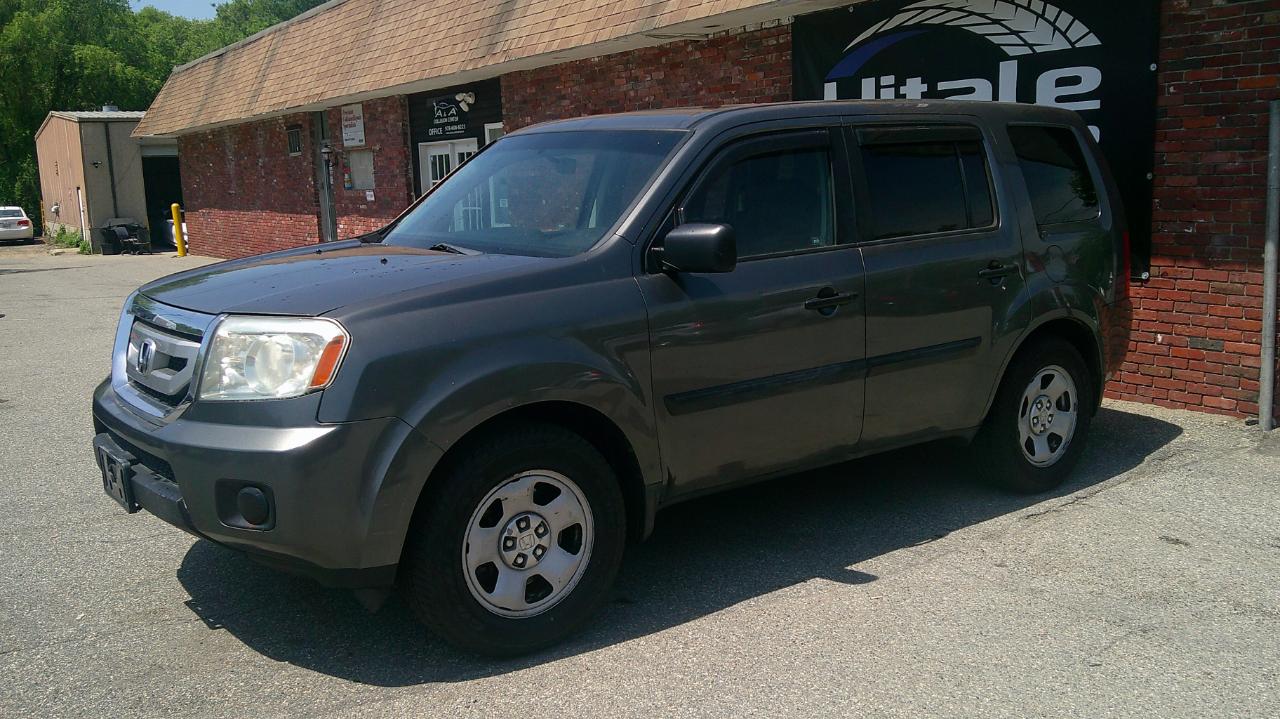 Honda Pilot LX 4WD 5-Spd AT 2011