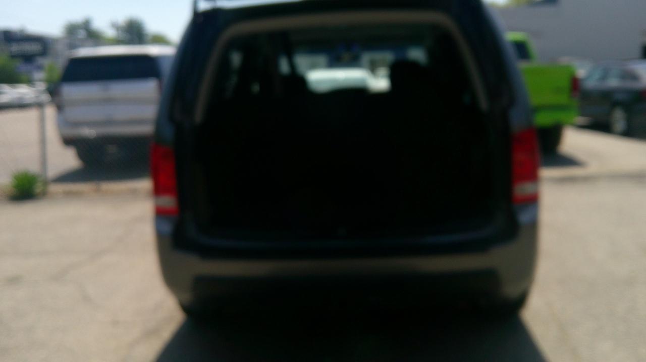 Honda Pilot LX 4WD 5-Spd AT 2011